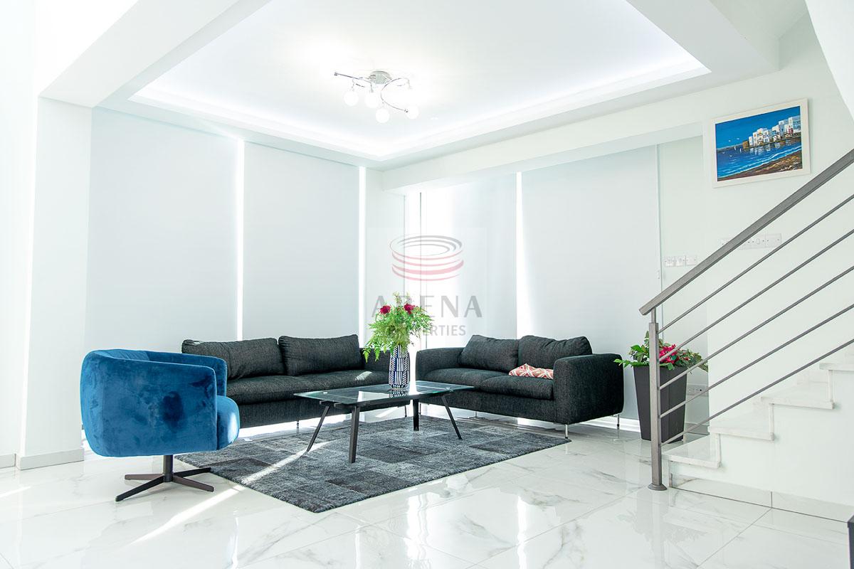 3 Bed New villa in Pyla - sitting area