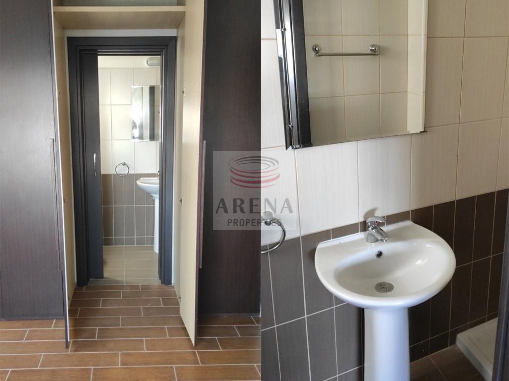 apt in chrysopolitisa - bathroom
