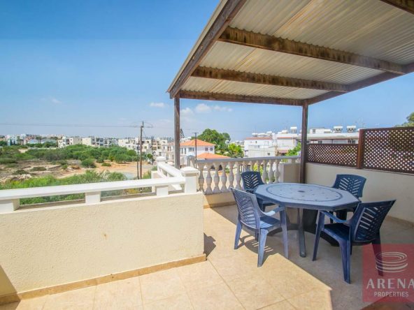 Flat for rent in Pernera