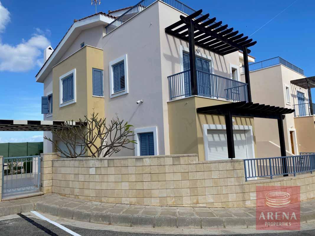 4 Bed Villa in Ayia Triada for sale