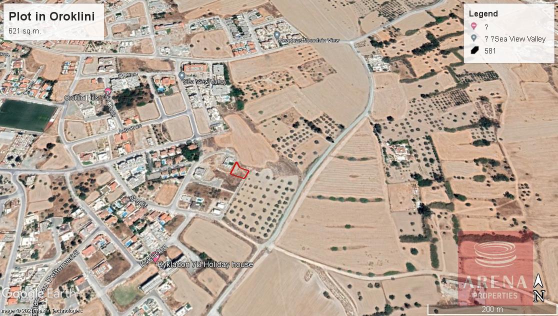 Plot in Oroklini for sale