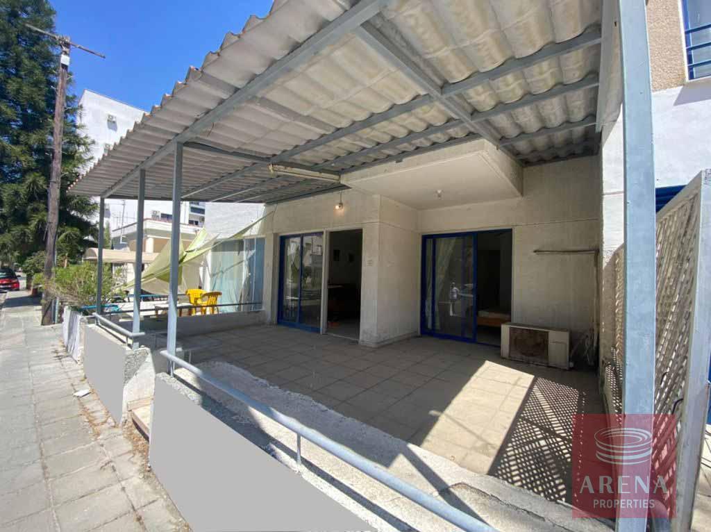 Apartment in Makenzie - veranda