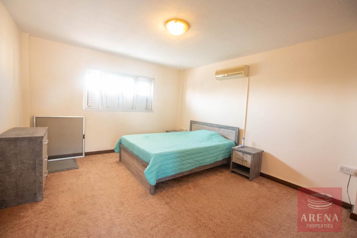 1 bed townhouse in paralimni - bedroom