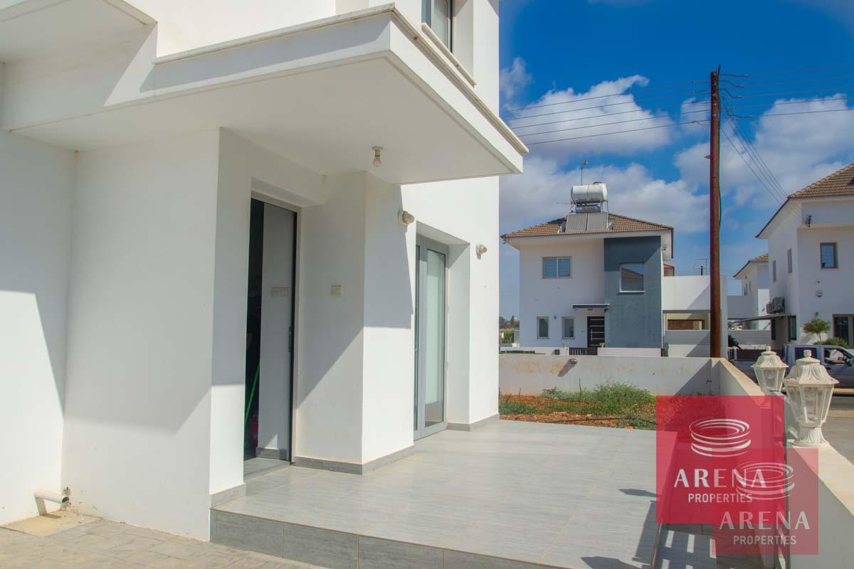 4 Bed Villa in Sotira - veranda