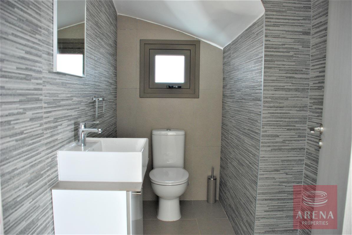 Villa in Ayia Triada for sale - guest wc