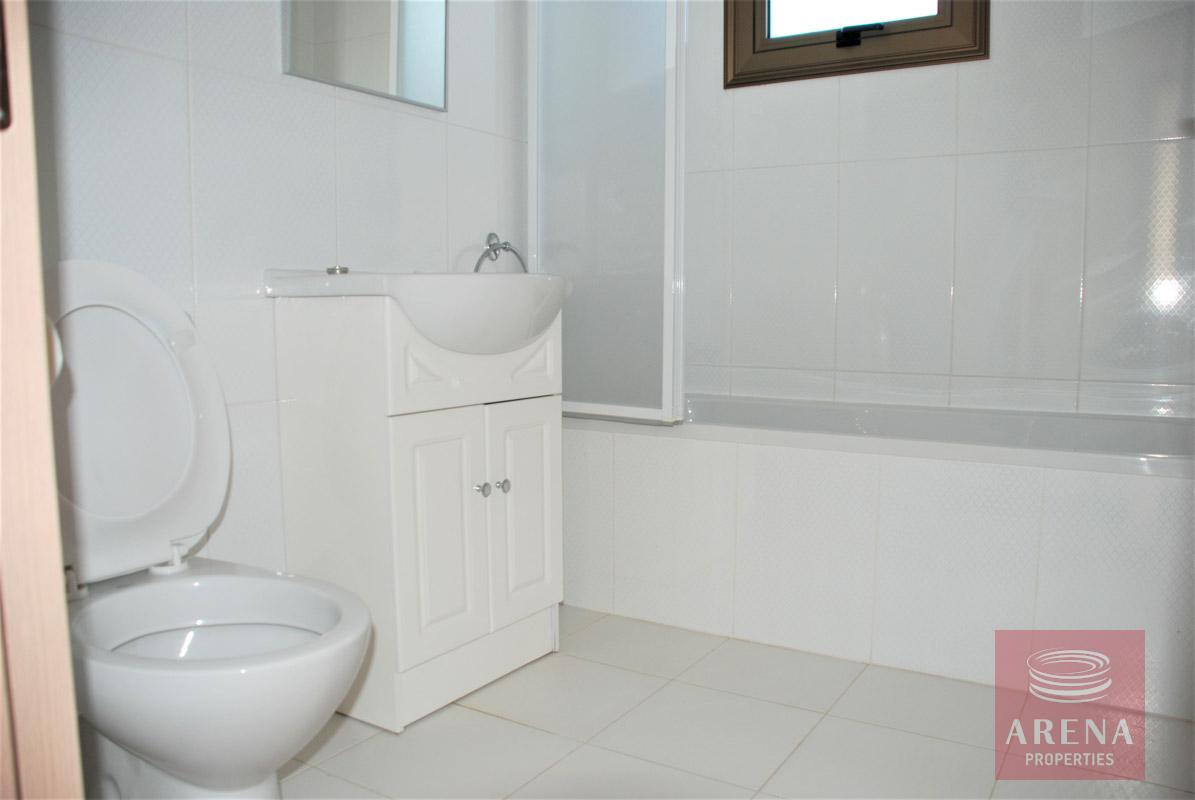 Bungalow in Ayia Thekla - bathroom