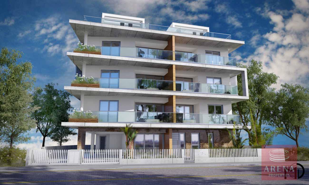 Apt in Kamares to buy