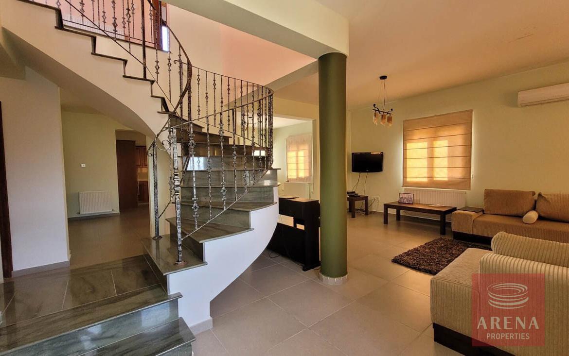 5 Bed Villa in Paralimni - sitting area