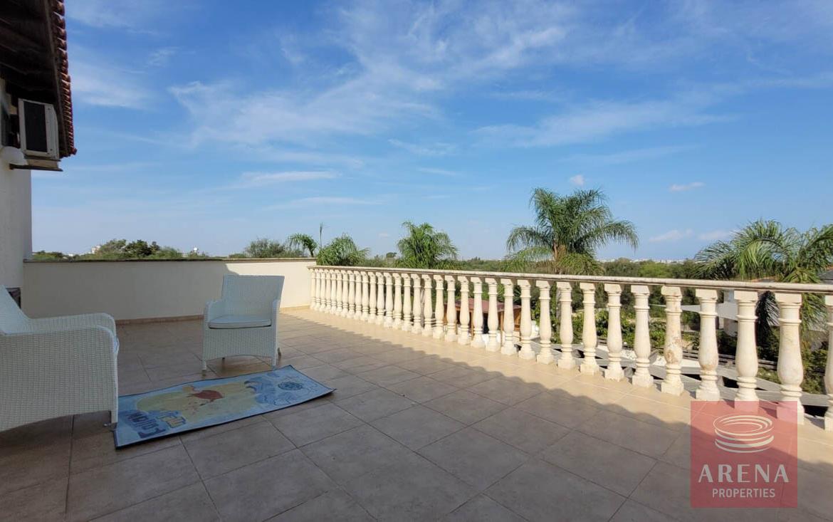 5 Bed Villa in Paralimni for sale - veranda