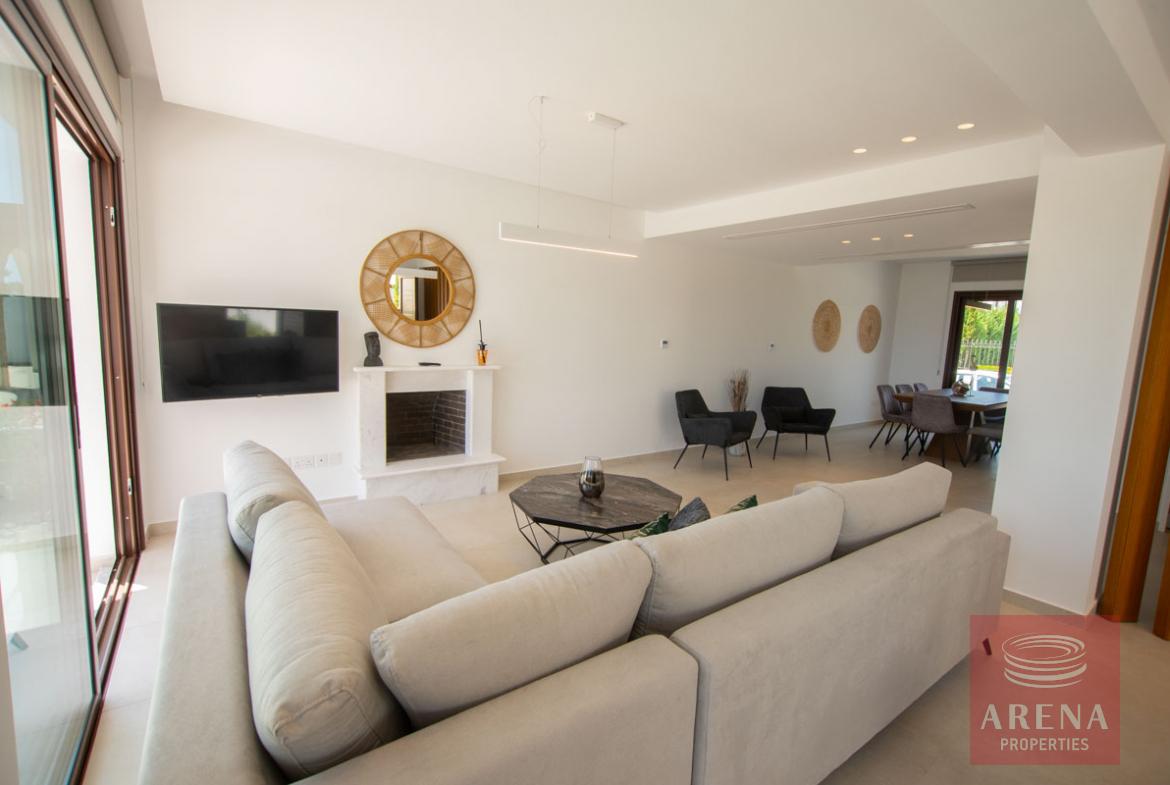 Seafront villa in Ayia thekla - living area