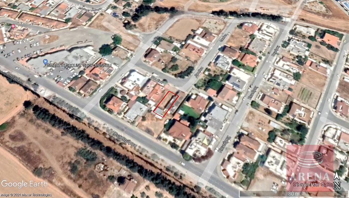 Plot for sale in Meneou