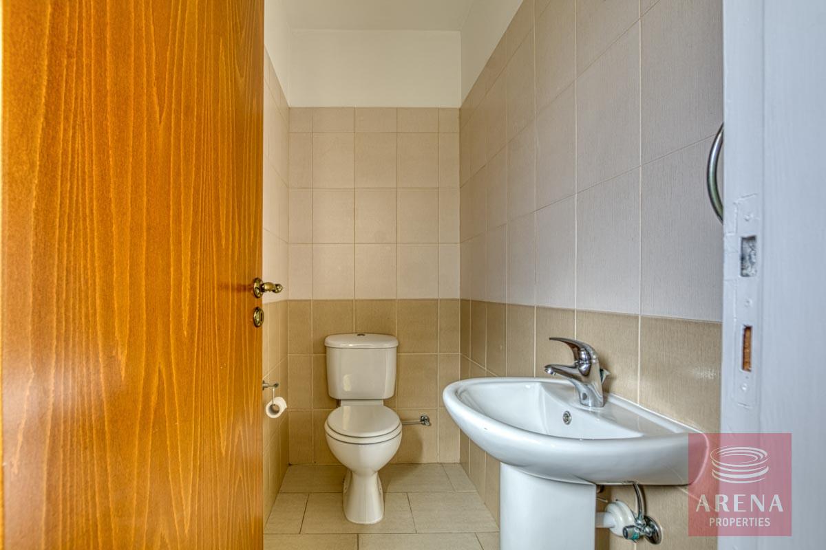 3 Bed TH for sale in Paralimni - guest wc