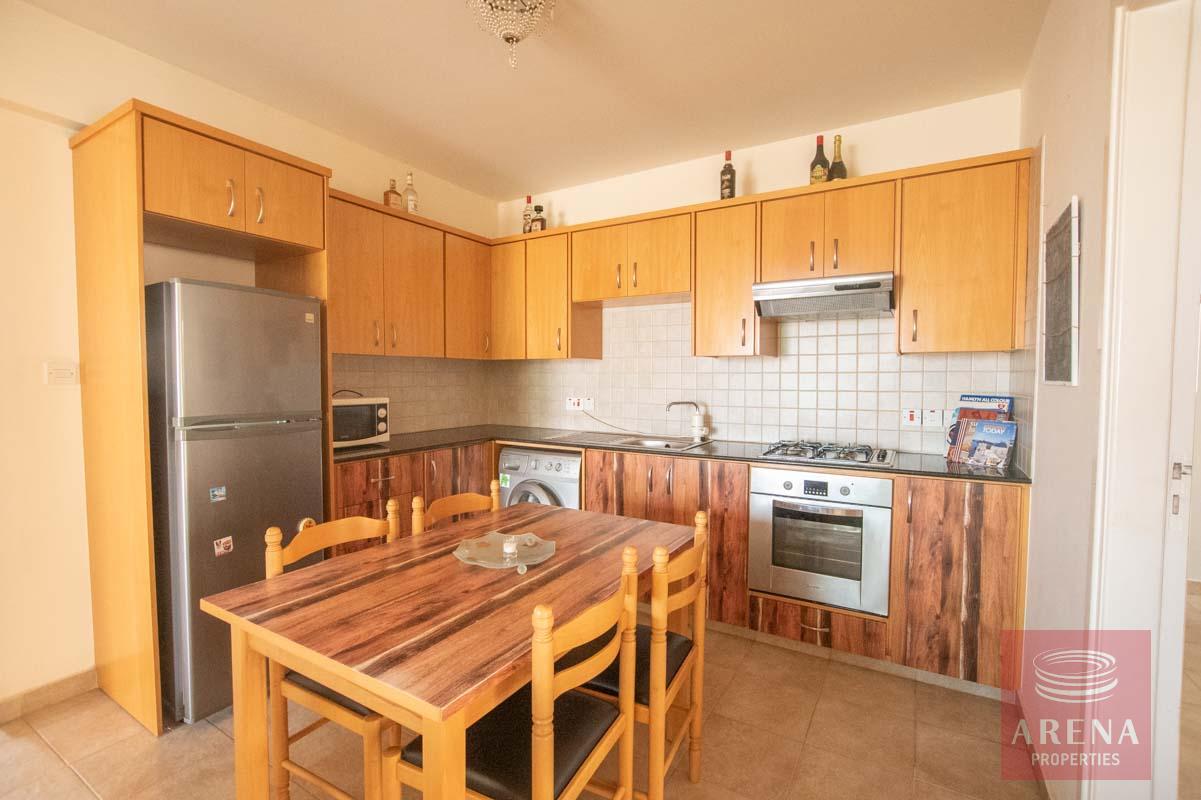 3 bed apt in Kapparis for sale - kitchen