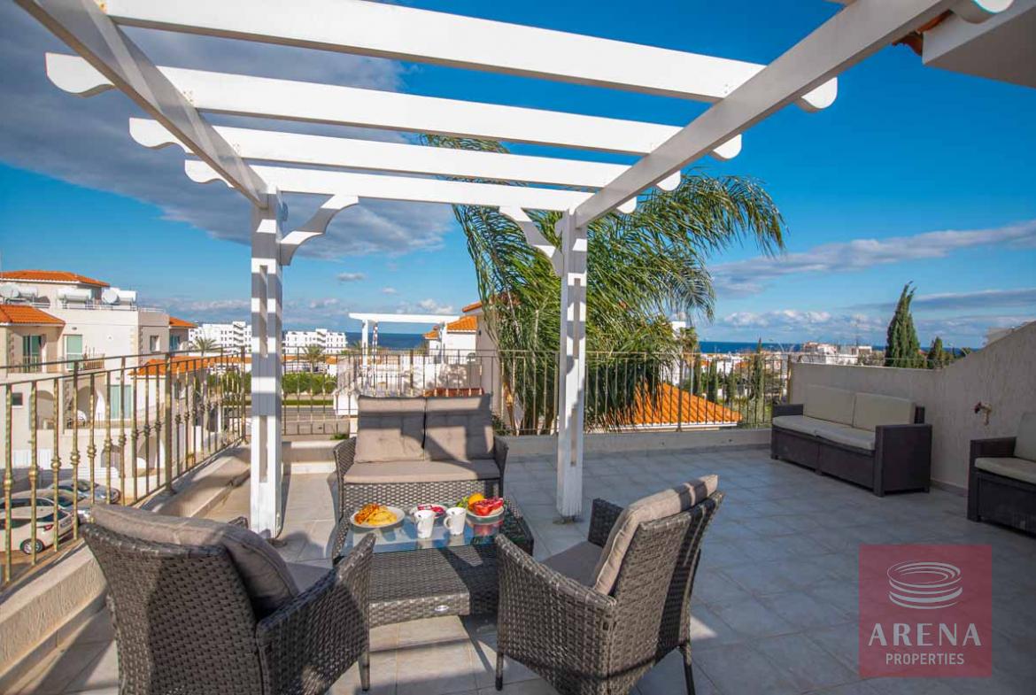 Villa for rent in Protaras - roof garden