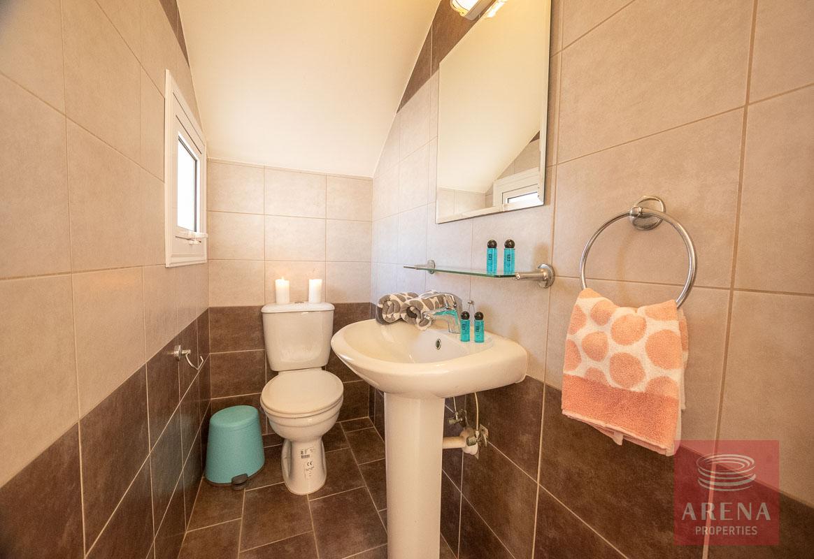 Villa for rent in Pernera - guest wc
