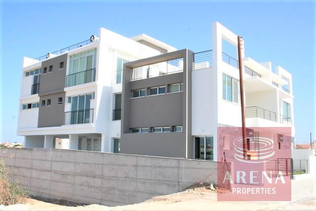 Apartment with Deeds