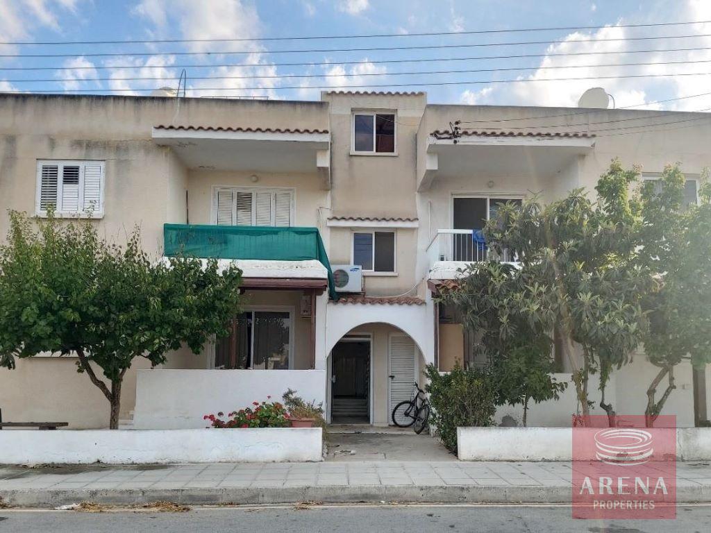 Ground floor apartment in pervolia