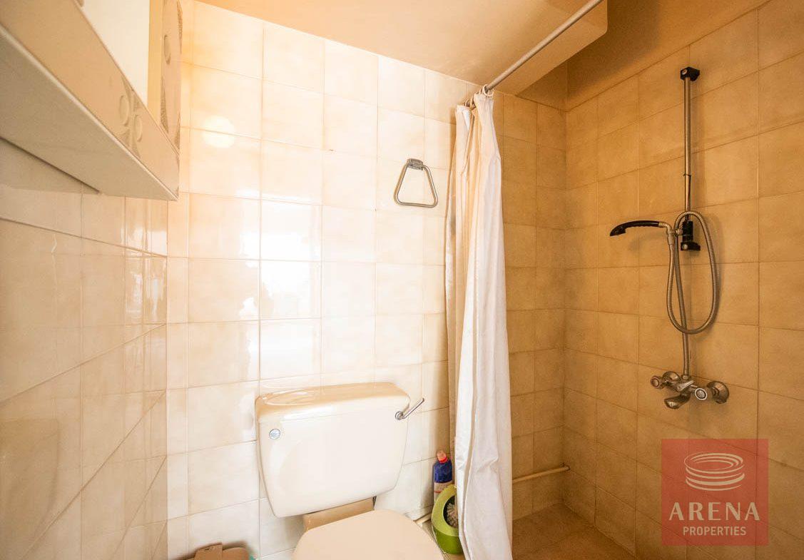semi-detached house in sotiros - bathroom