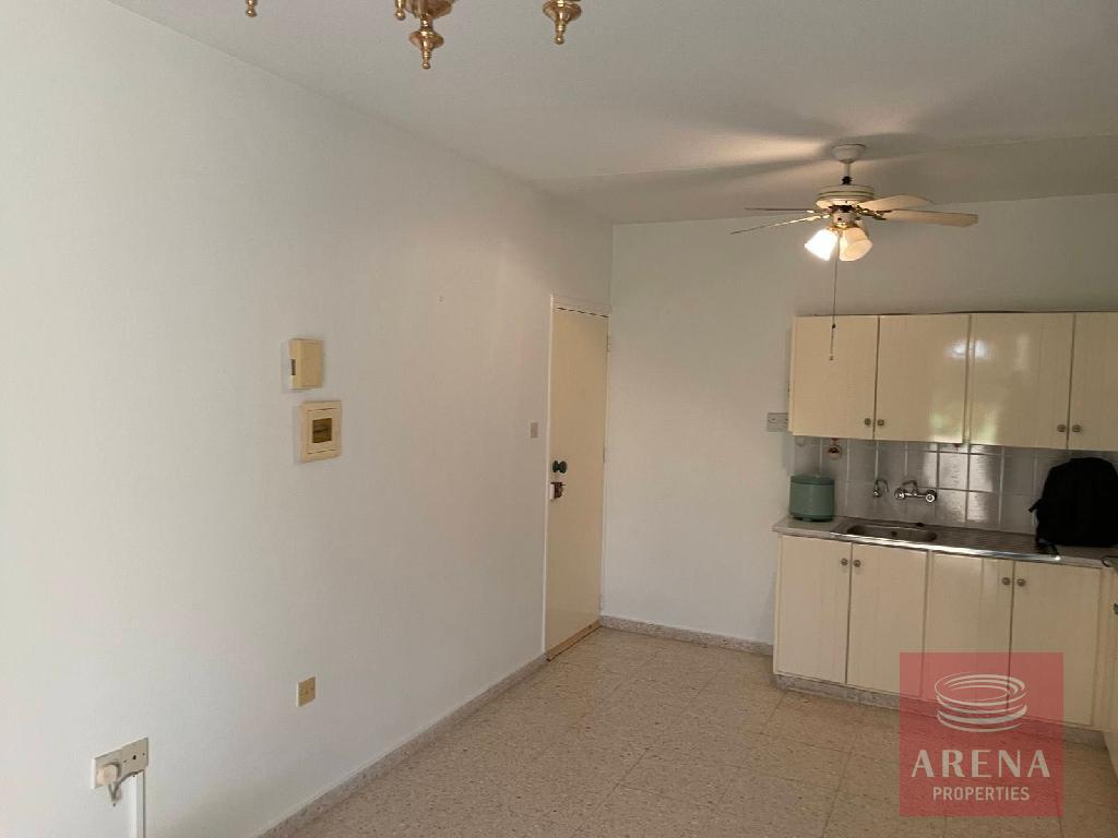 Ground floor apartment in pervolia - kitchen