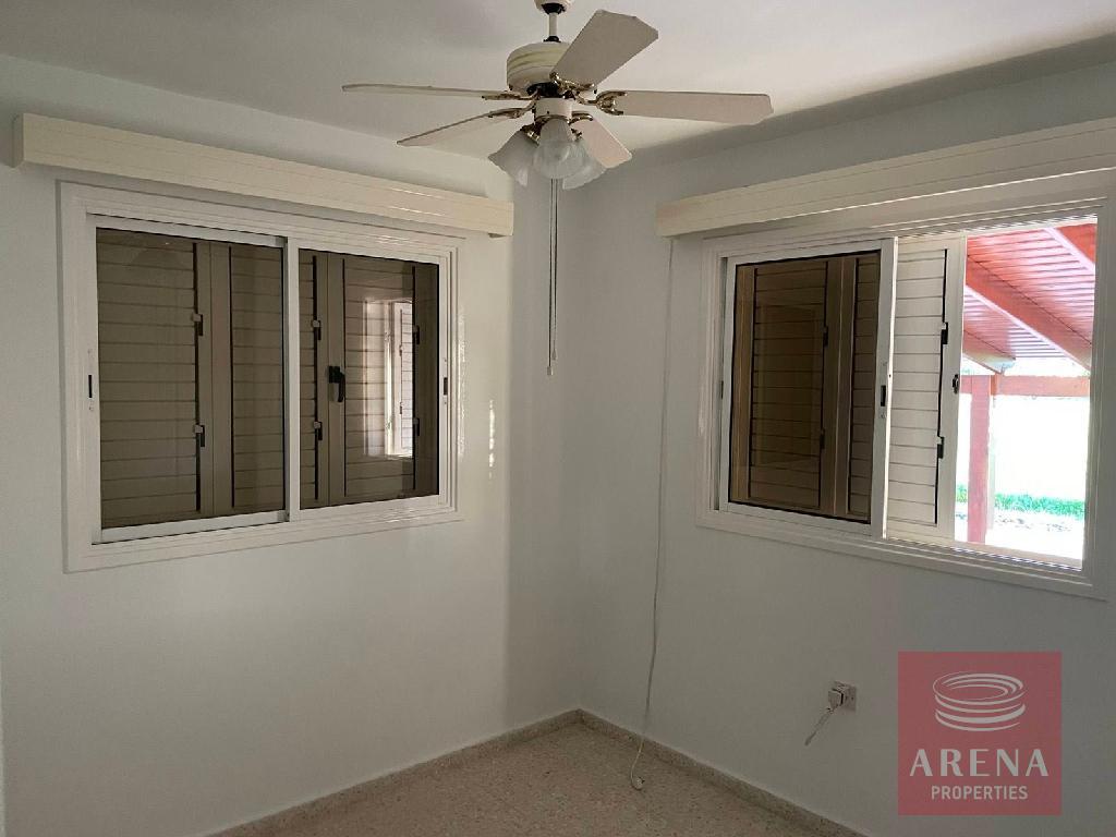 Ground floor apartment in pervolia - bedroom