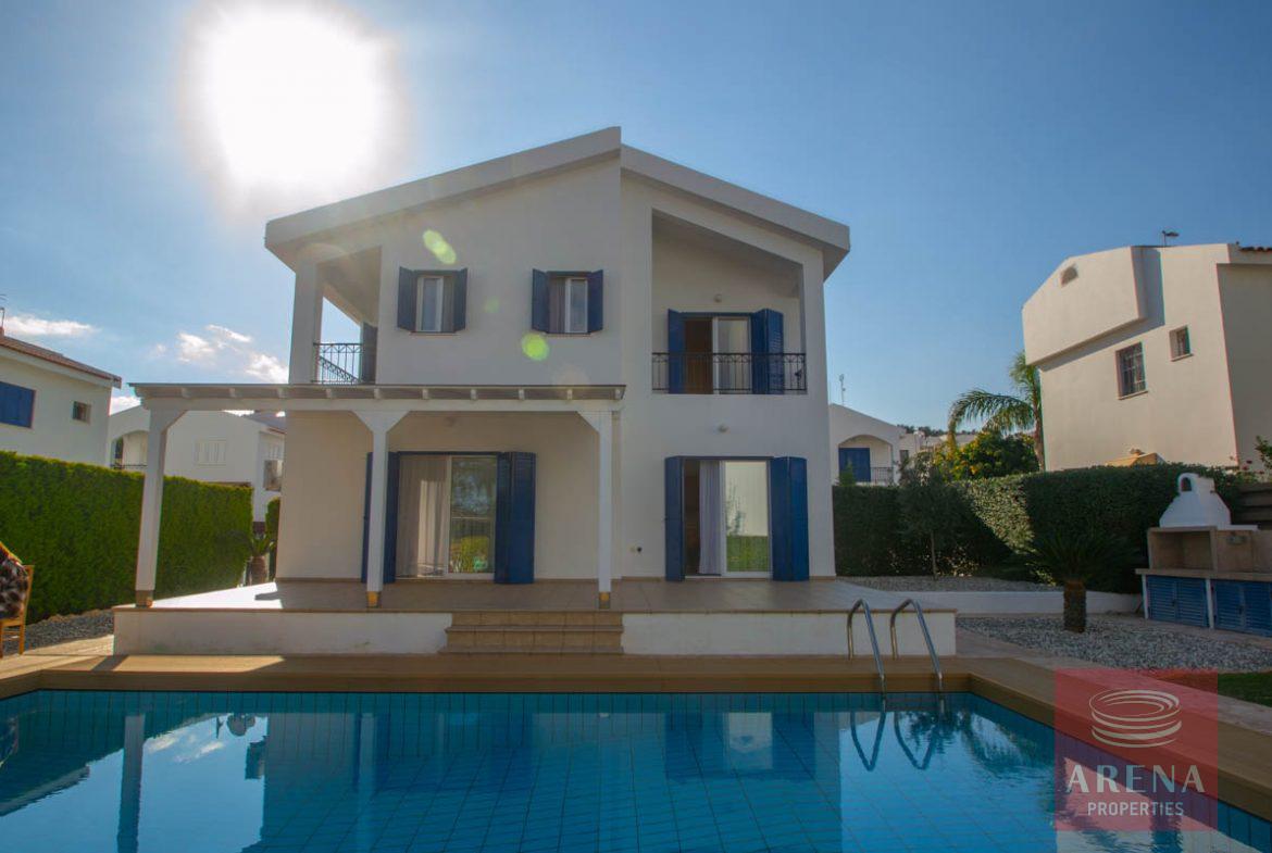 4 bed villa in Protaras