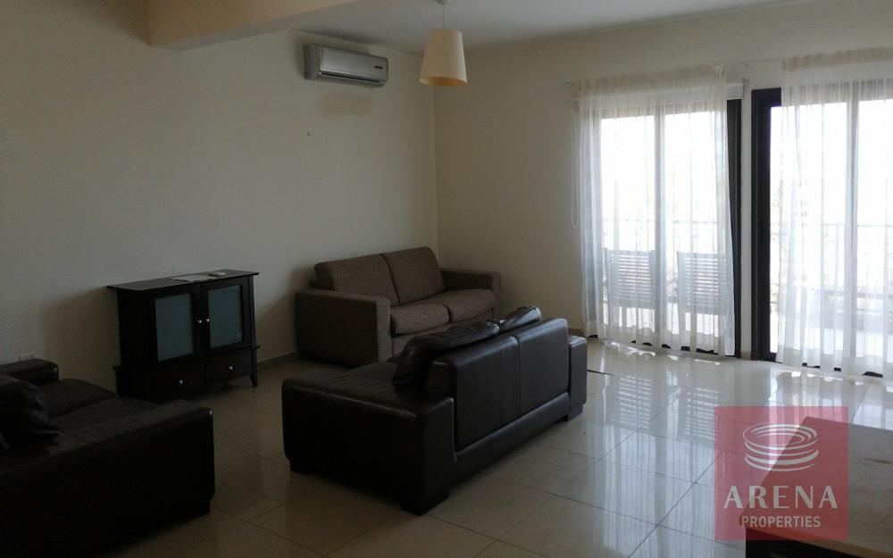 2 bed flat in Tersefanou for sale