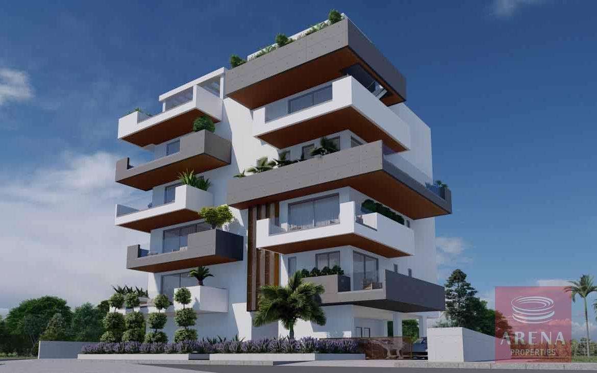 3 bed apt in Larnaca to buy
