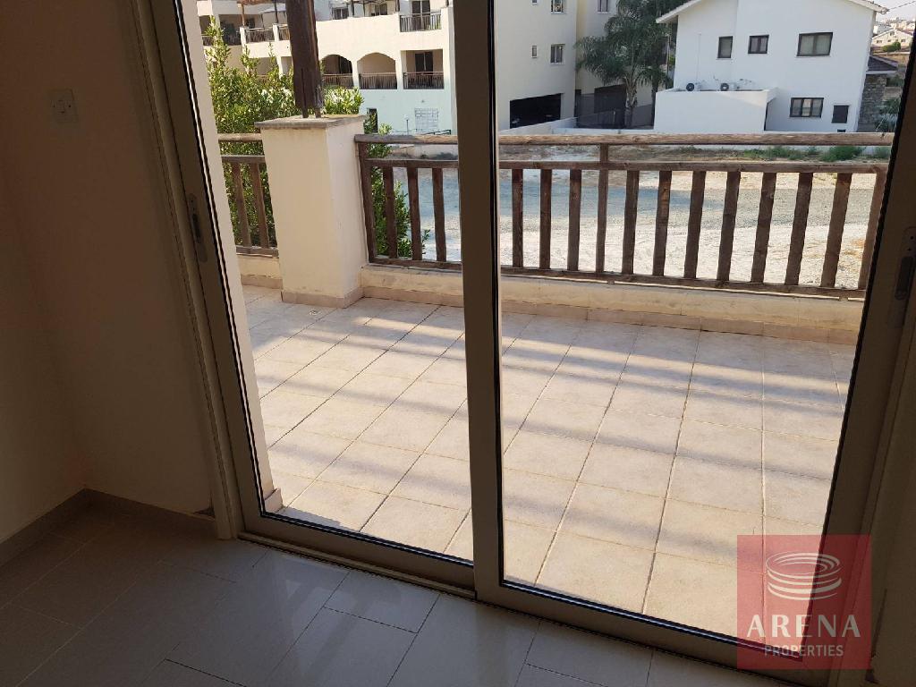 Flat in Tersefanou - balcony