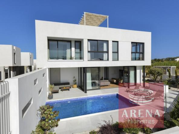 4 Bed Villa in Pernera