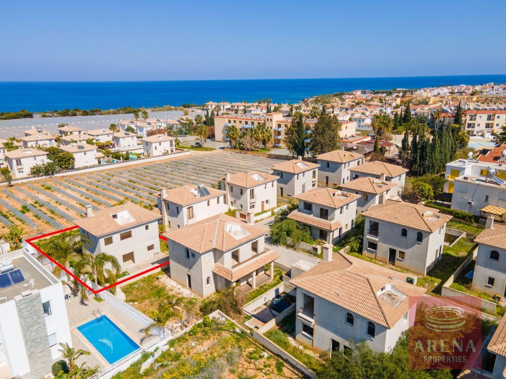 iNCOMPLETE 3 BED VILLA