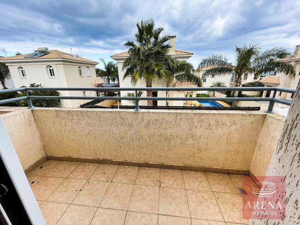 House for sale in Kapparis - balcony