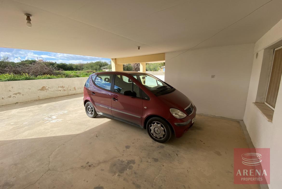 Ground floor apt in Kapparis - covered parking
