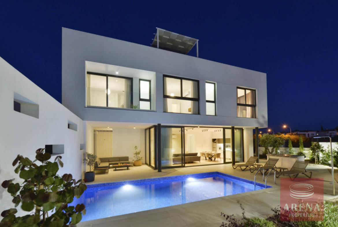 4 Bed Villa in Pernera for sale