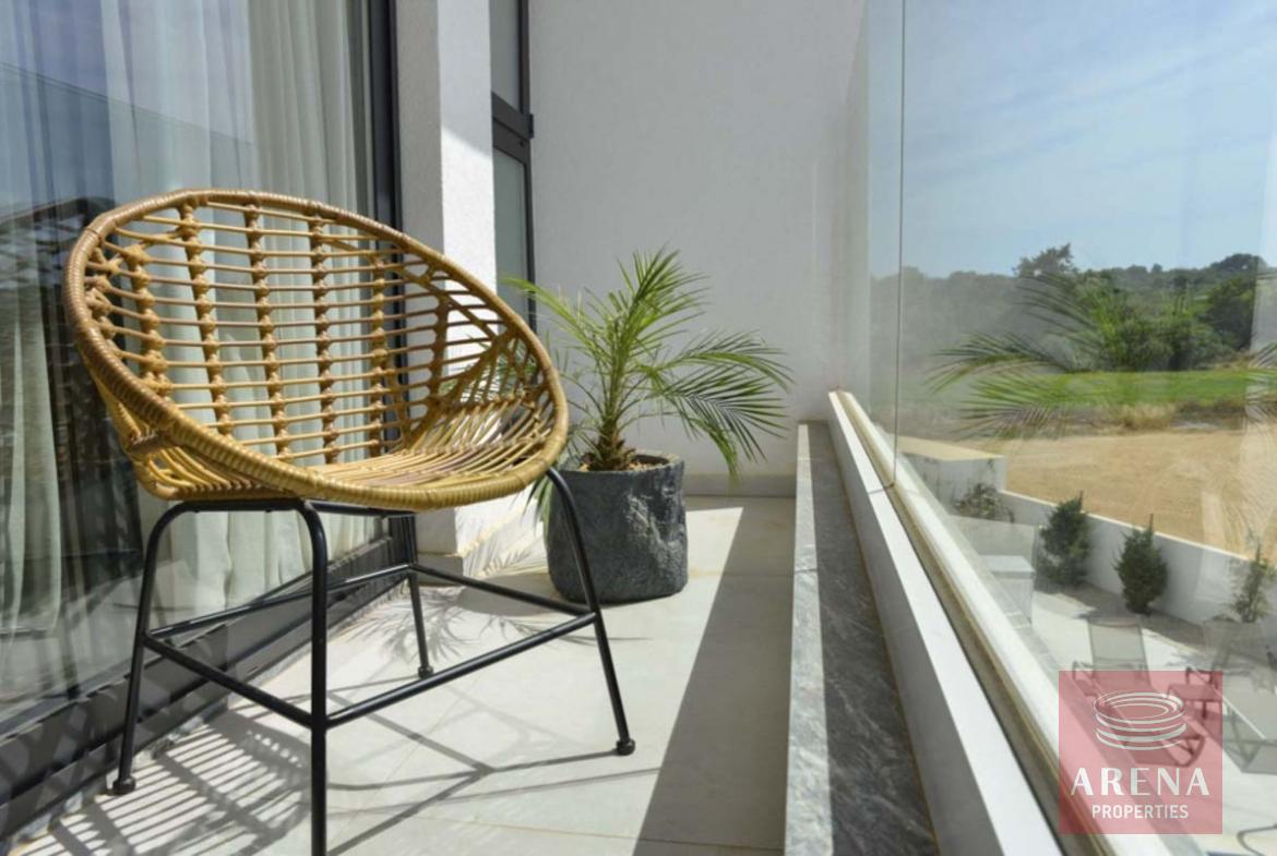 4 Bed Villa in Pernera - balcony