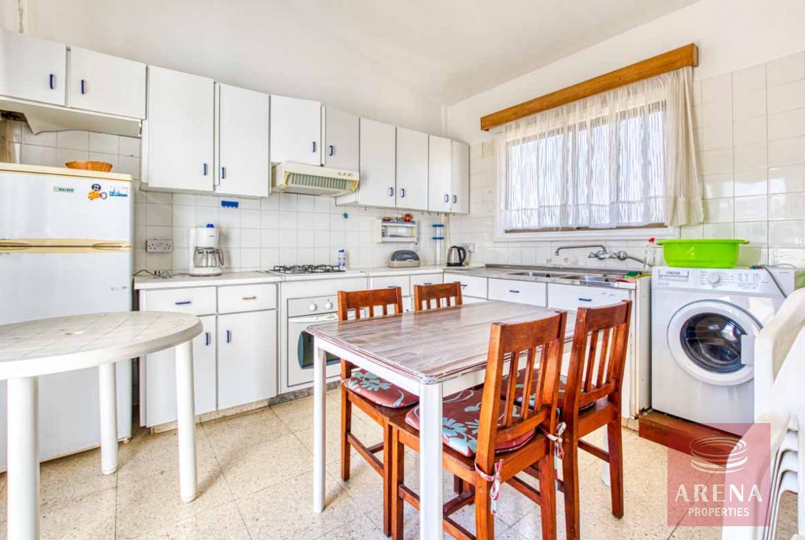 3 Bed Apt in Pernera - kitchen