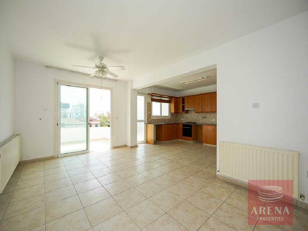 3 Bed apt in Agios Nikolaos - living area