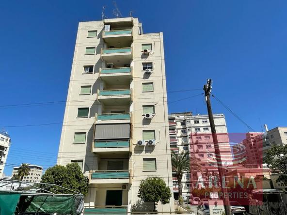 3 Bed Apt in Ayioi Omologites