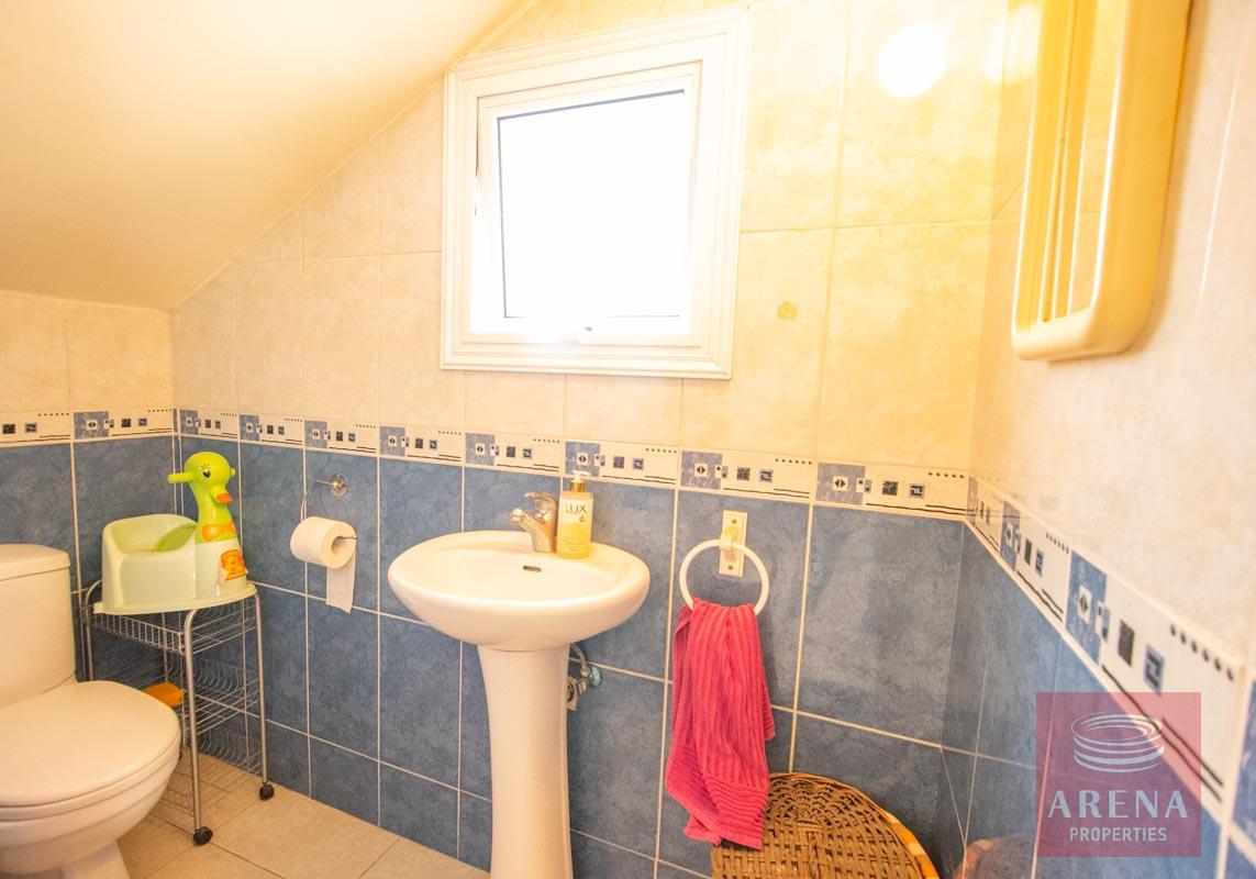 House in Pervolia - bathroom