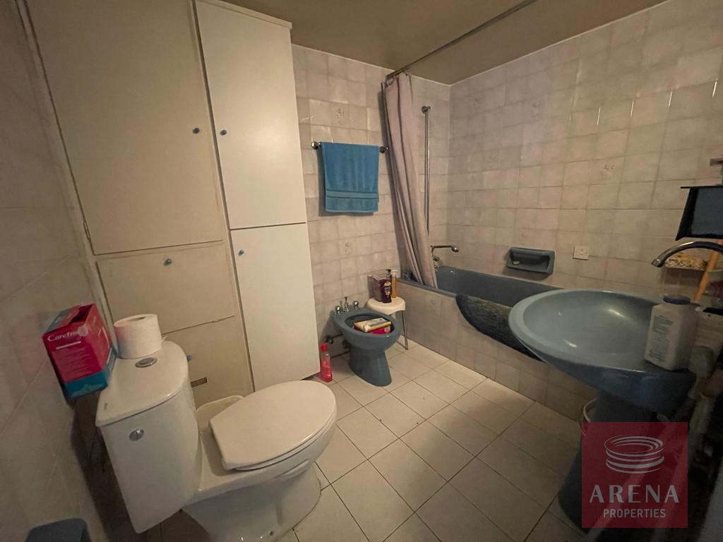 3 Bed Apt in Ayioi Omologites - Bathroom