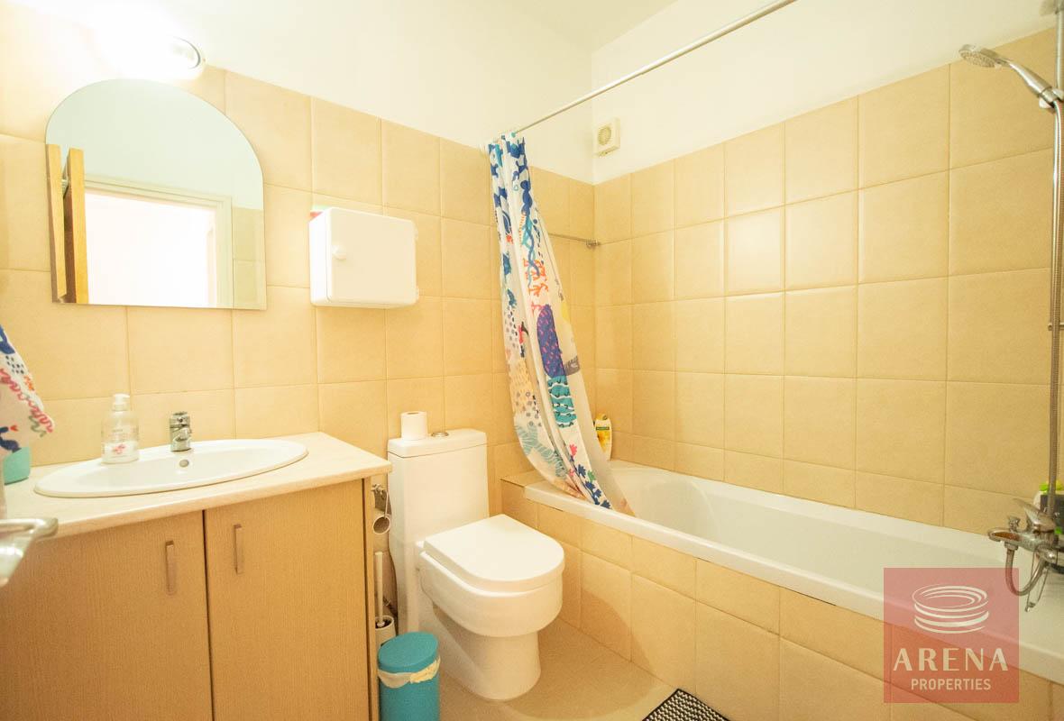Townhouse in Paralimni - bathroom