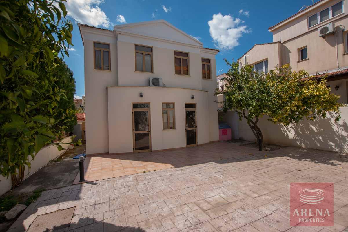 4 Bed Villa in Aradippou to buy