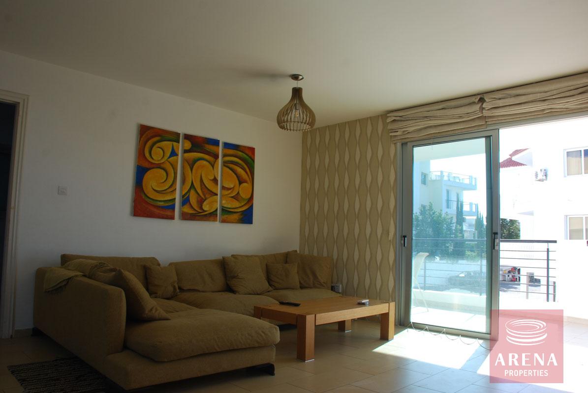 3 bed apt in Kapparis - sitting area