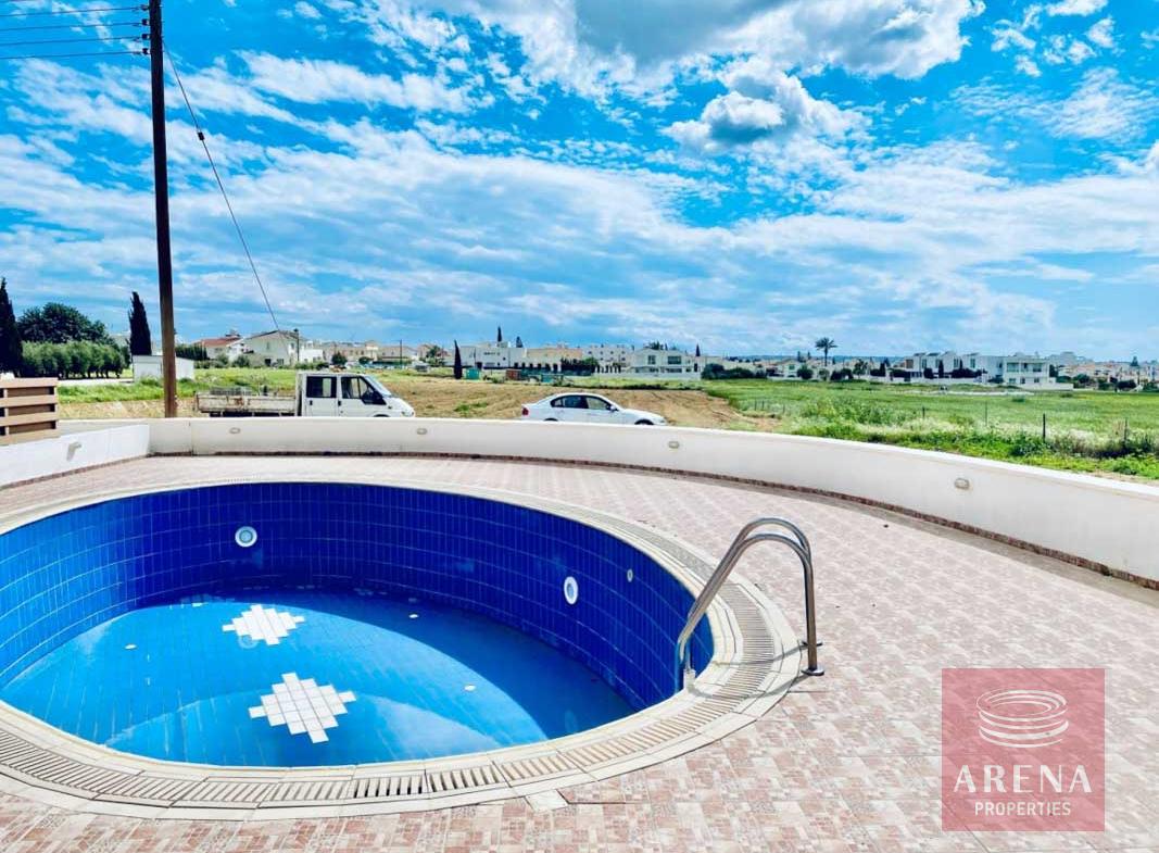 Apartment with Deeds in Paralimni - pool