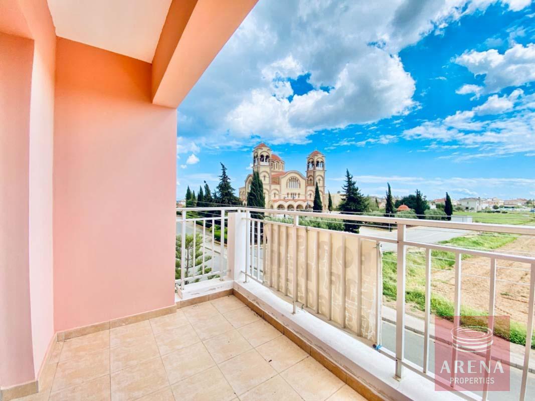 Apartment with Deeds in Paralimni - balcony