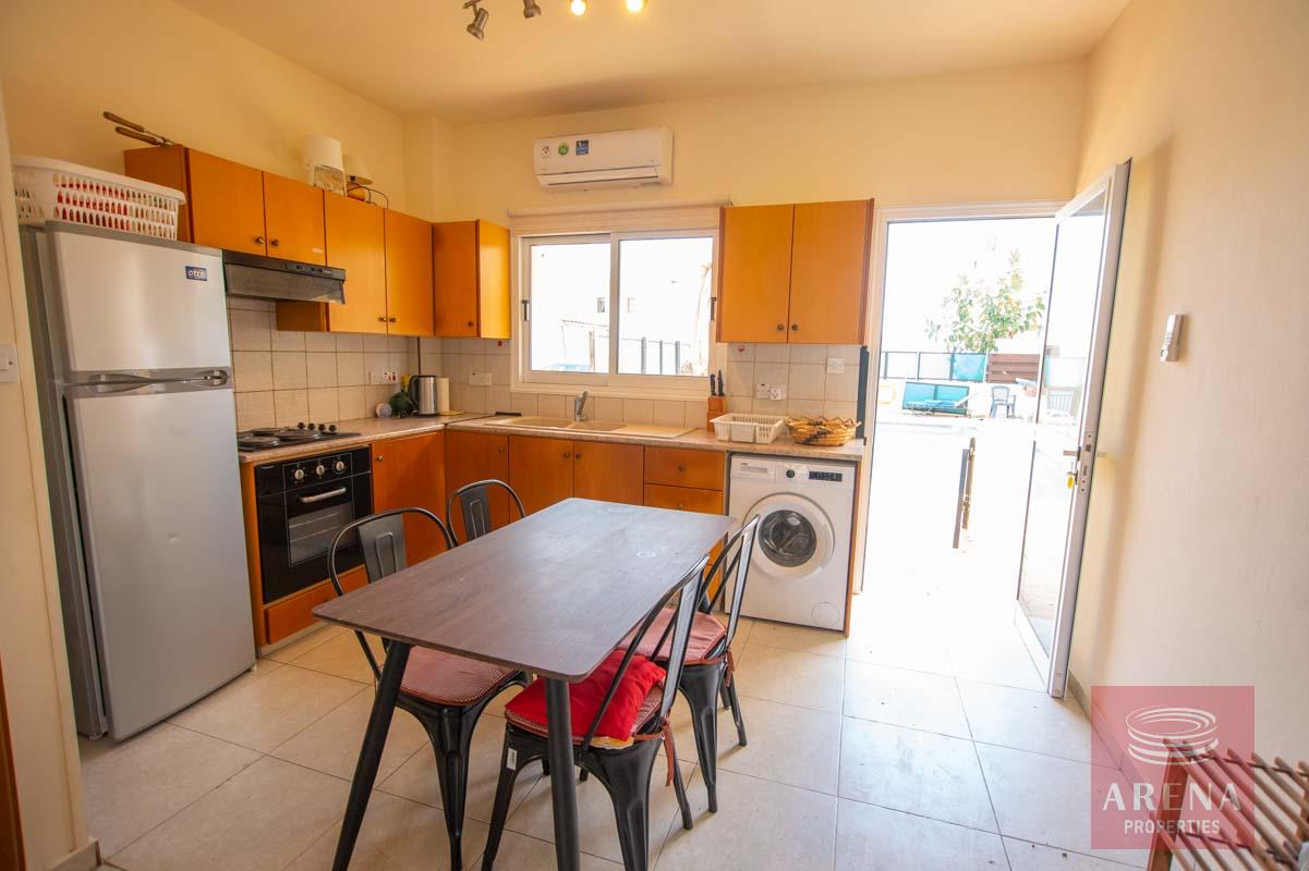 House in Pervolia - kitchen
