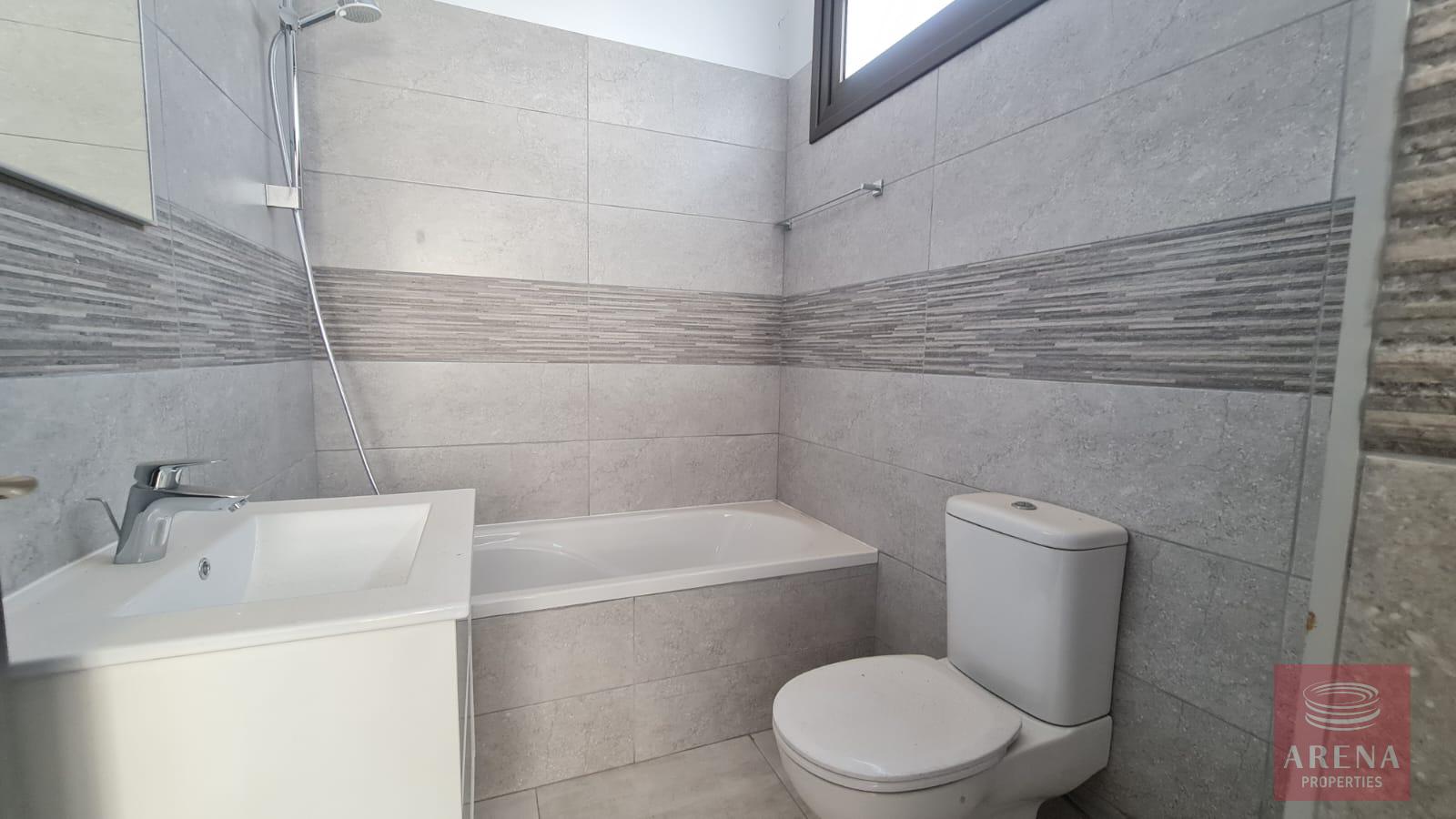 New Villa in Ayia Triada - bathroom