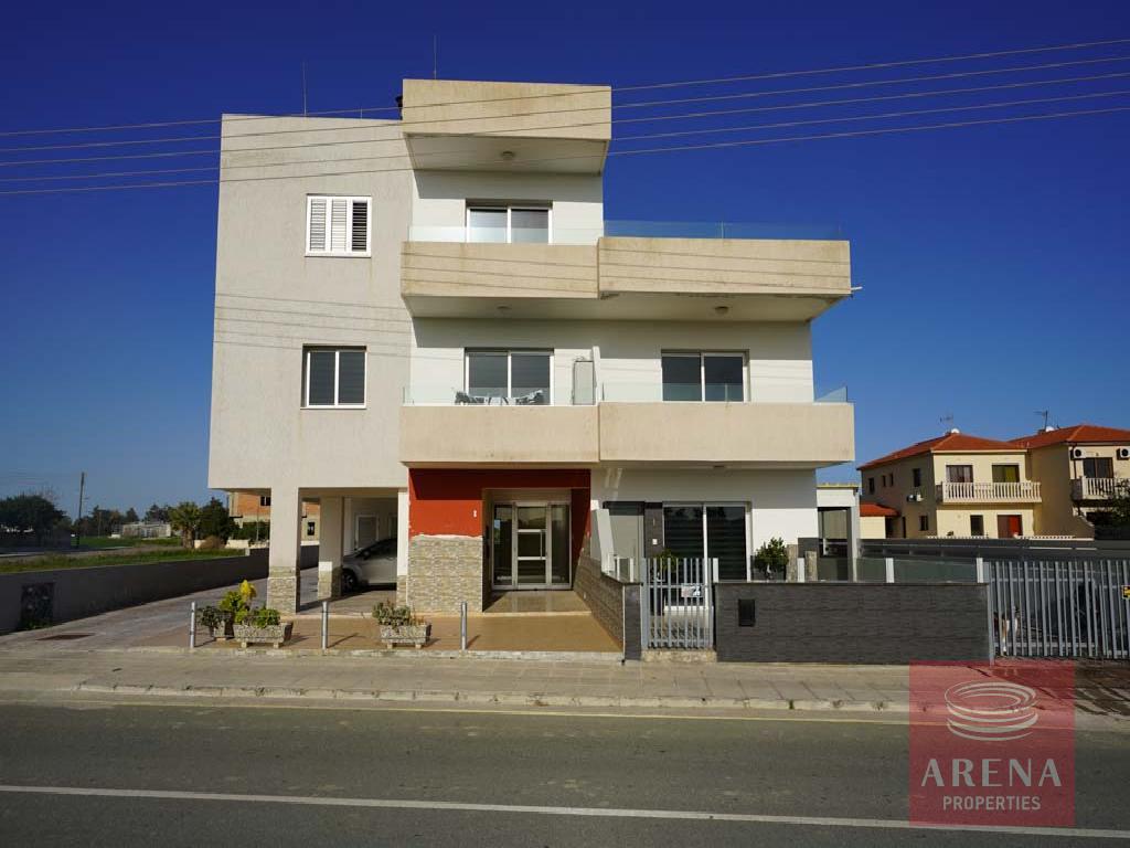 1 Apt Pervolia 5594 0