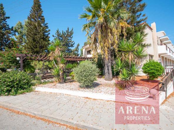 1 Hotel for sale 5502