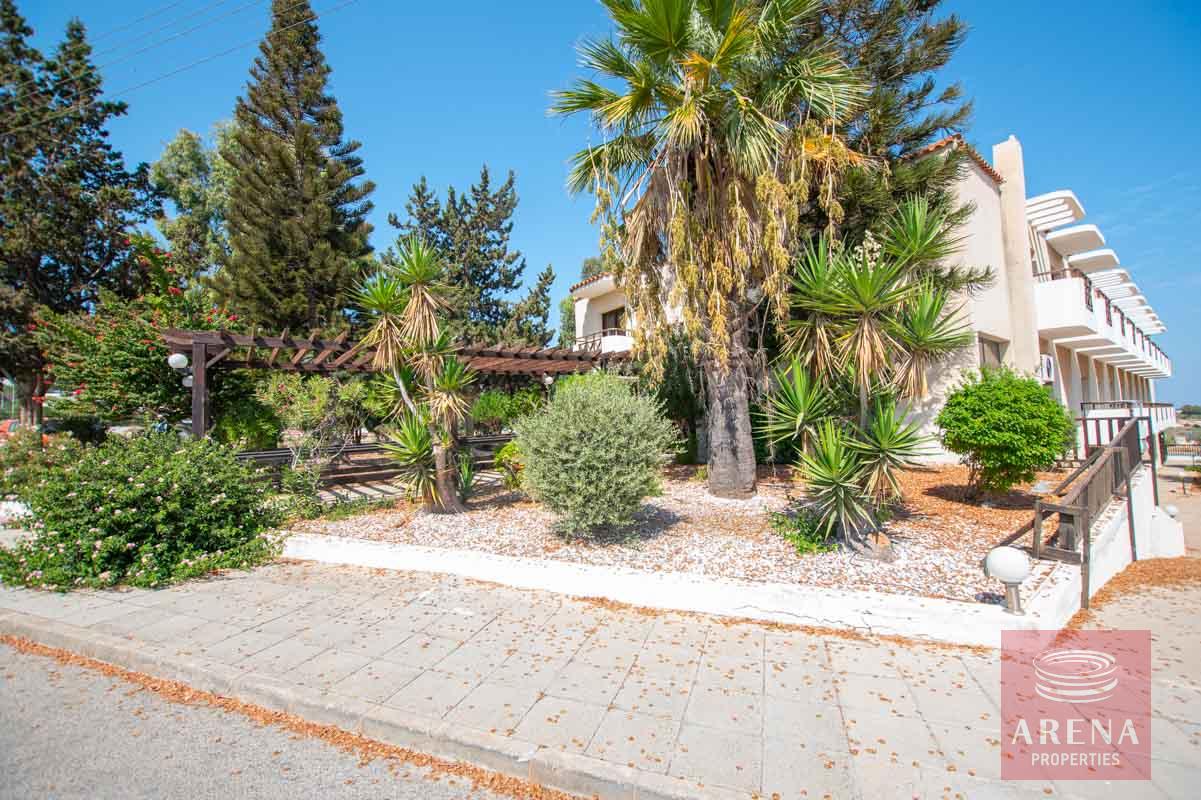 1 Hotel for sale 5502