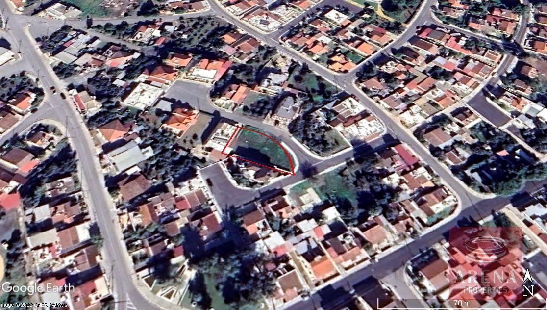 Plot for sale in Dromolaxia